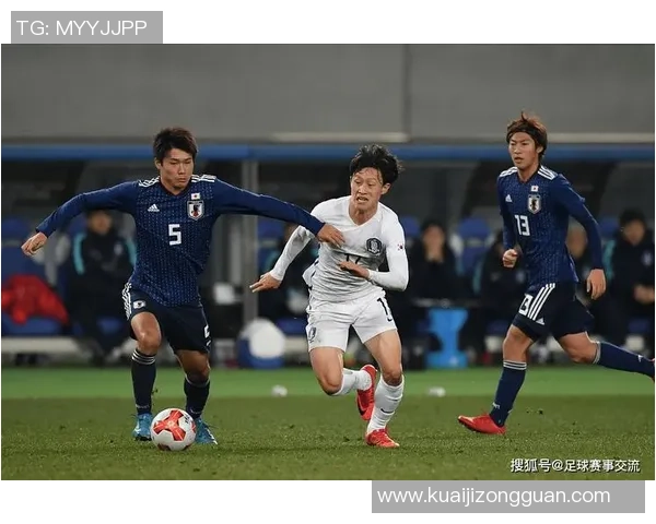 浦和红钻迎战广岛三箭足球魔方解析精彩对决全景展现